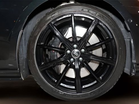 Used 2022 Audi S8 4.0T w/ S8 Executive Package image 45