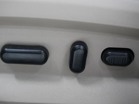 Used 2013 Ford Edge SEL image 14