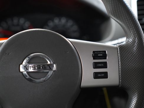Used 2018 Nissan Frontier SV AWD/4WD image 20