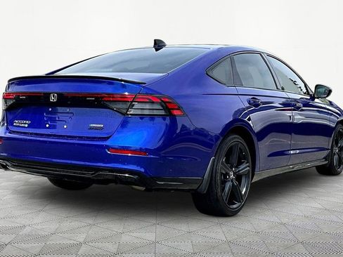 Used 2024 Honda Accord Sport image 6