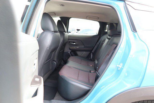 Certified 2025 Nissan Kicks SR AWD/4WD image 21