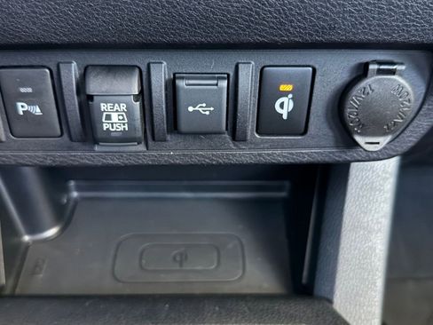 Used 2020 Toyota Tacoma TRD Pro AWD/4WD image 33