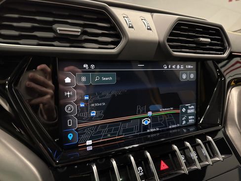 Used 2024 Lamborghini Urus S image 27