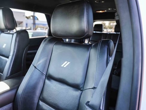 Used 2019 Dodge Durango R/T w/ Technology Group image 16