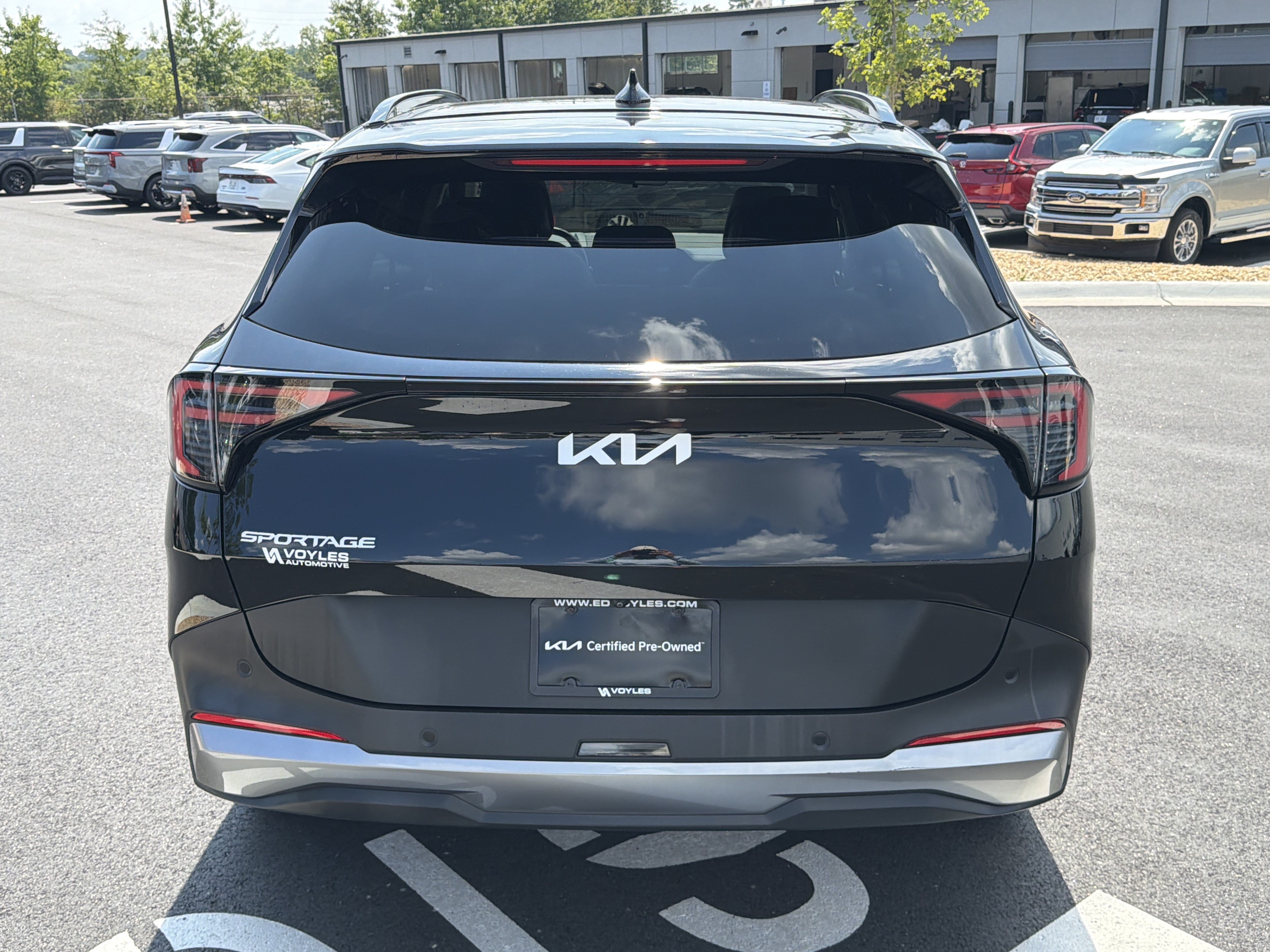 Certified 2026 Kia Sportage EX w/ EX Panorama Roof Package FWD image 6