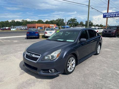 Used 2014 Subaru Legacy 2.5i Premium AWD/4WD image 2
