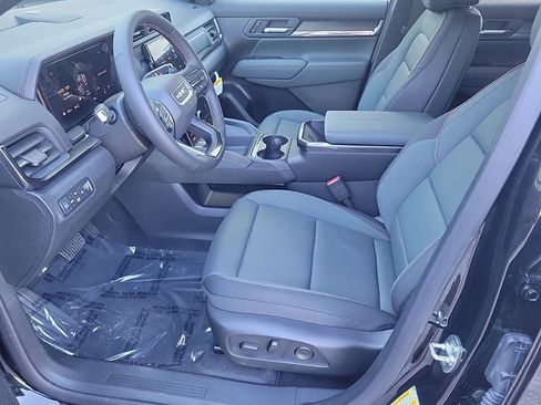 New 2026 GMC Terrain AT4 w/ Convenience Package III image 9