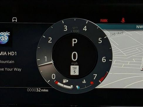 New 2026 Land Rover Range Rover Evoque S image 10