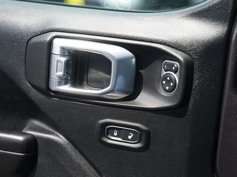 Used 2021 Jeep Wrangler Sport AWD/4WD image 25