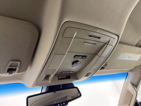 Used 2019 Chevrolet Tahoe Premier w/ RST 6.2L Performance Edition image 17