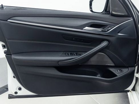Certified 2023 BMW M550i xDrive AWD/4WD image 11