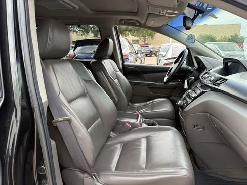 Used 2011 Honda Odyssey Touring image 30