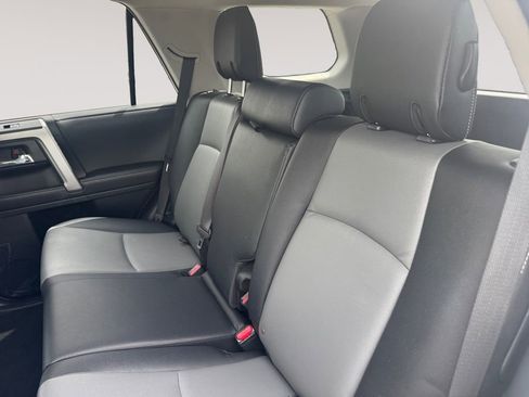 Used 2023 Toyota 4Runner SR5 Premium w/ Moonroof Package AWD/4WD image 13