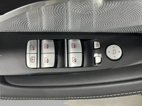 New 2026 BMW M850i xDrive image 27