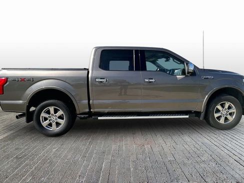 Used 2019 Ford F150 Lariat image 8
