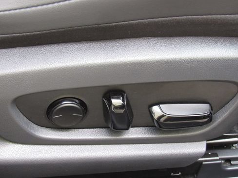 Used 2022 Lexus ES 350 w/ Luxury Package FWD image 19
