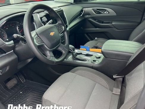 Used 2023 Chevrolet Traverse LT FWD image 12