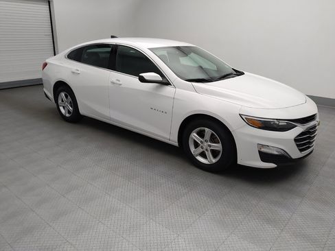 Used 2025 Chevrolet Malibu LS FWD image 11