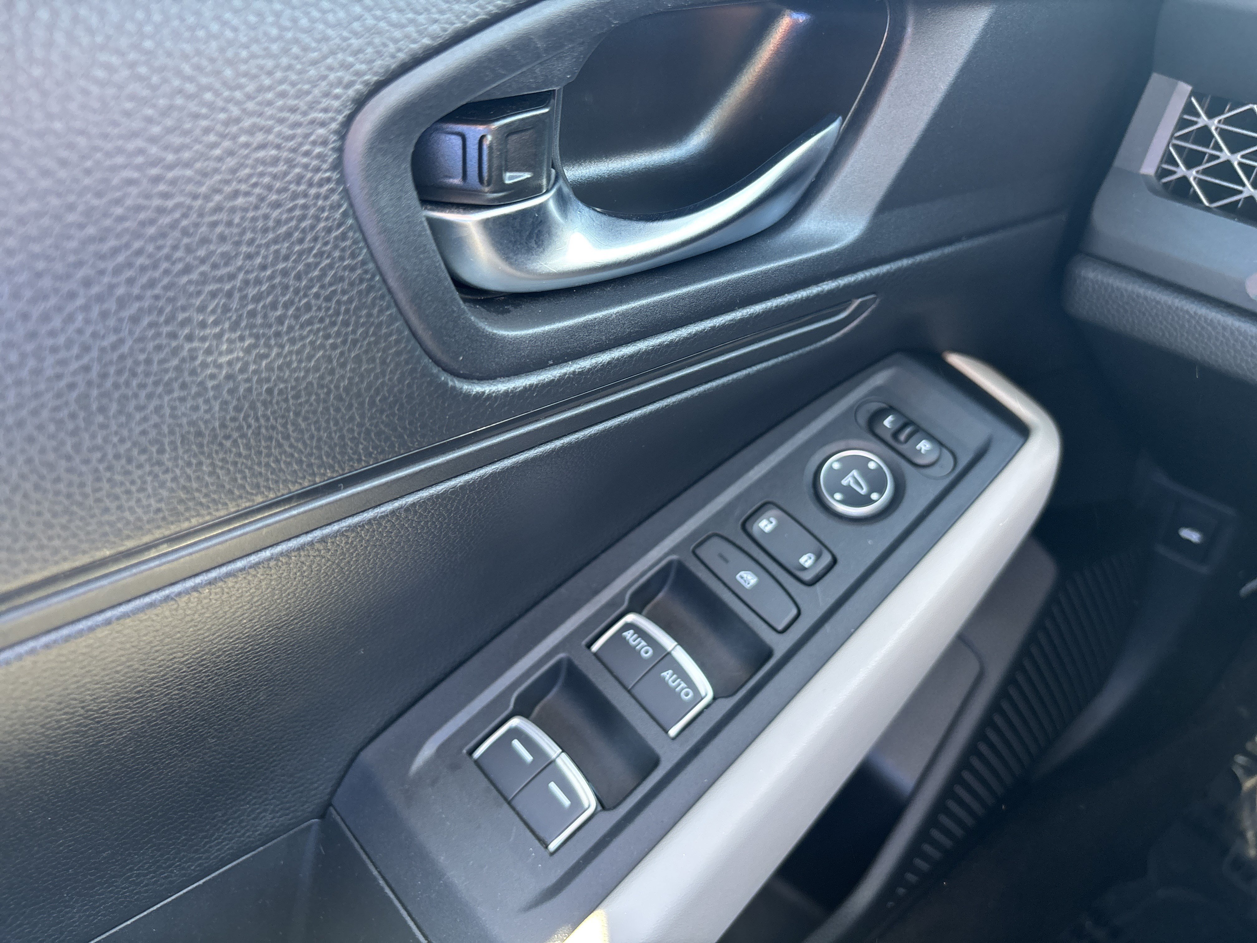 Certified 2024 Honda Accord LX image 17
