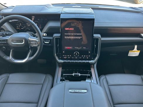 New 2026 GMC Yukon XL Denali AWD/4WD image 14