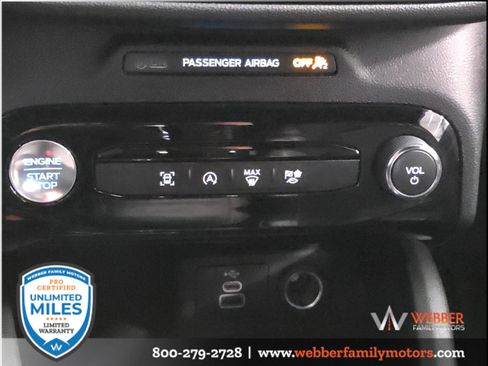 Used 2024 Ford Escape ST-Line w/ Tech Pack #1 AWD/4WD image 17