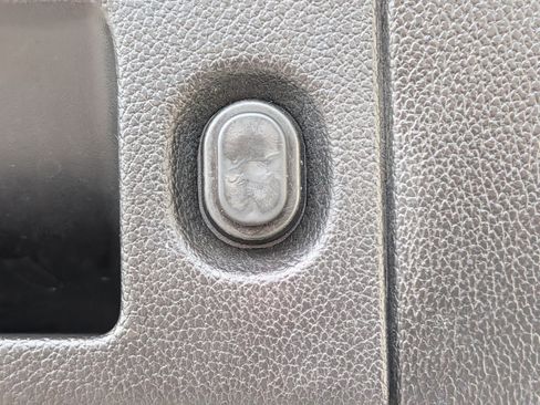 Used 2019 GMC Yukon XL Denali AWD/4WD image 15