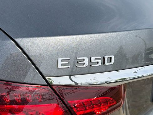 Used 2023 Mercedes-Benz E 350 4MATIC Sedan w/ Premium Package image 35