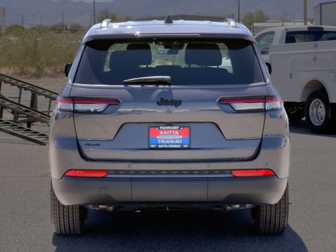 New 2026 Jeep Grand Cherokee L 4WD image 4