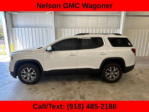 Used 2020 GMC Acadia SLT w/ LPO, Floor Liner Package FWD image 8