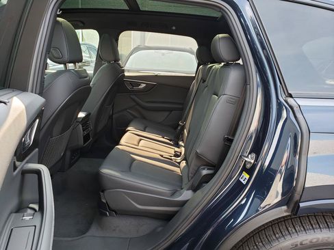 New 2026 Audi Q7 Premium Plus AWD/4WD image 8