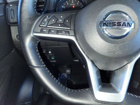 Certified 2020 Nissan Rogue SV image 23