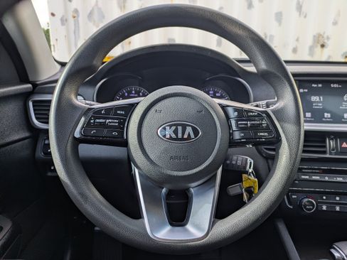 Used 2020 Kia Optima LX FWD image 23