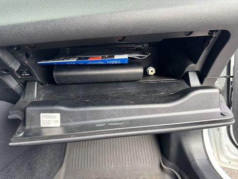 Used 2022 Lexus ES 300h Ultra Luxury w/ Accessory Package 2 FWD image 25