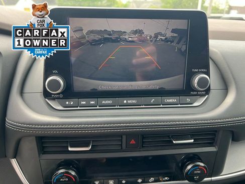 Used 2023 Nissan Rogue SV FWD image 40