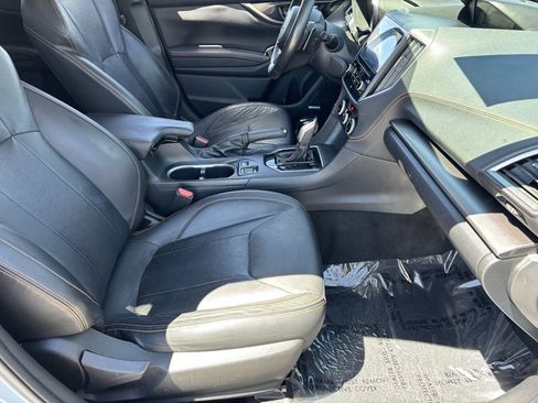 Used 2019 Subaru Crosstrek 2.0i Limited w/ Moonroof Package w/Navigation AWD/4WD image 9