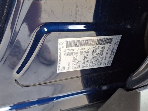 Used 2025 Nissan Rogue SV FWD image 34