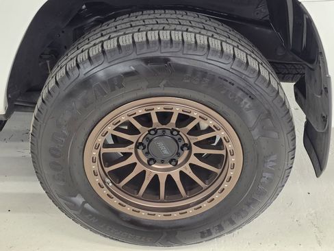 Used 2020 Toyota 4Runner TRD Off-Road Premium w/ Moonroof Package AWD/4WD image 57