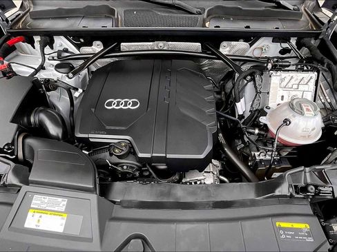 Used 2022 Audi Q5 2.0T Premium Plus w/ Premium Plus Package image 30