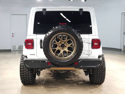 Used 2024 Jeep Wrangler Unlimited Sahara AWD/4WD image 6