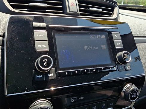 Used 2018 Honda CR-V LX image 16