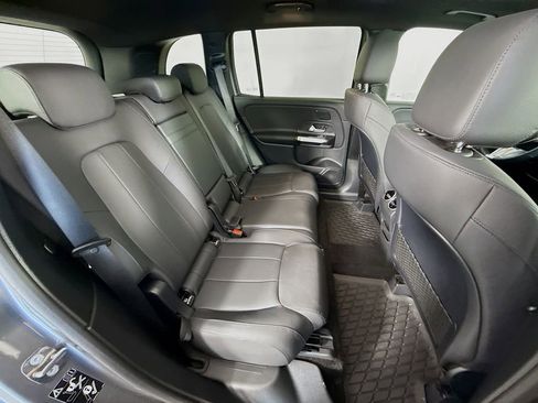 Used 2026 Mercedes-Benz GLB 250 4MATIC image 28