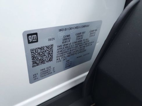 New 2026 Chevrolet Trax LT w/ Driver Confidence Package FWD image 23