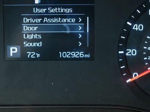 Used 2022 Kia Soul LX w/ Technology Package image 23