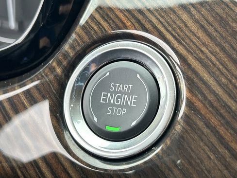 New 2025 Cadillac XT6 Premium Luxury w/ Platinum Package image 29