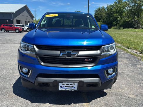 Used 2020 Chevrolet Colorado Z71 AWD/4WD image 2