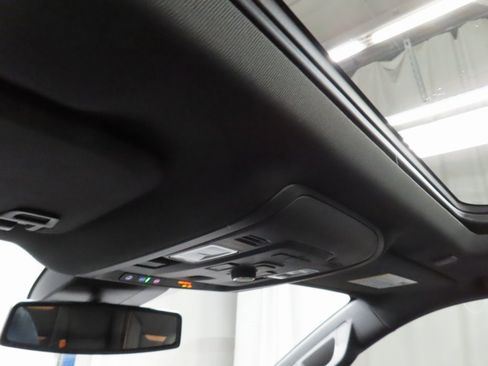 Used 2024 GMC Yukon AT4 image 26