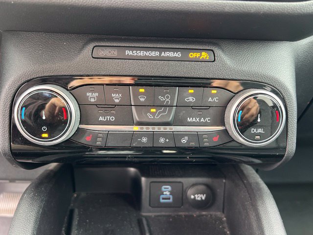 Used 2022 Ford Escape SEL w/ Technology Package AWD/4WD image 27