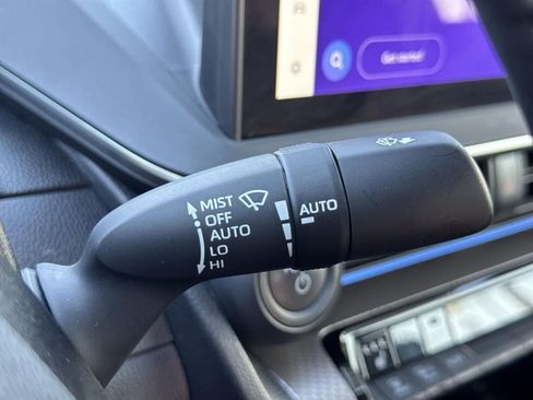 Used 2024 Toyota Prius XLE image 25