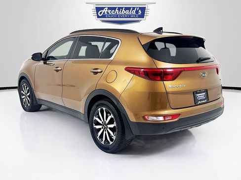 Used 2019 Kia Sportage EX w/ EX Technology Package image 4