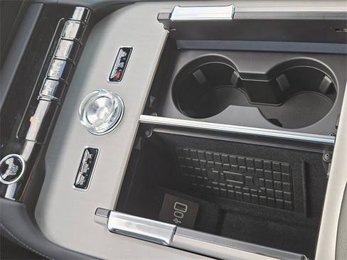 New 2025 Lincoln Navigator Reserve w/ Jet Appearance Package image 19